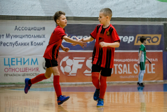 В юношеском турнире в Сыктывкаре начинается стадия плей-офф
